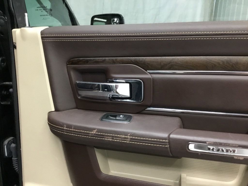 Used 2016 RAM 1500 Laramie Longhorn w/ Convenience Group image 18