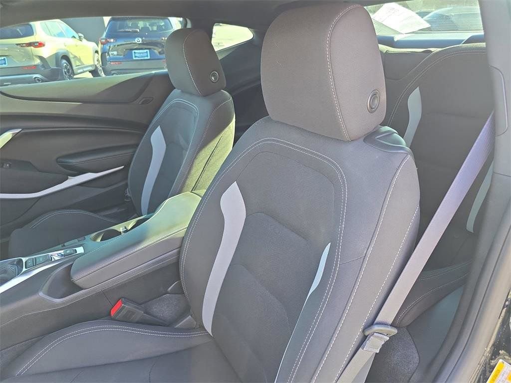 Used 2019 Chevrolet Camaro SS image 16