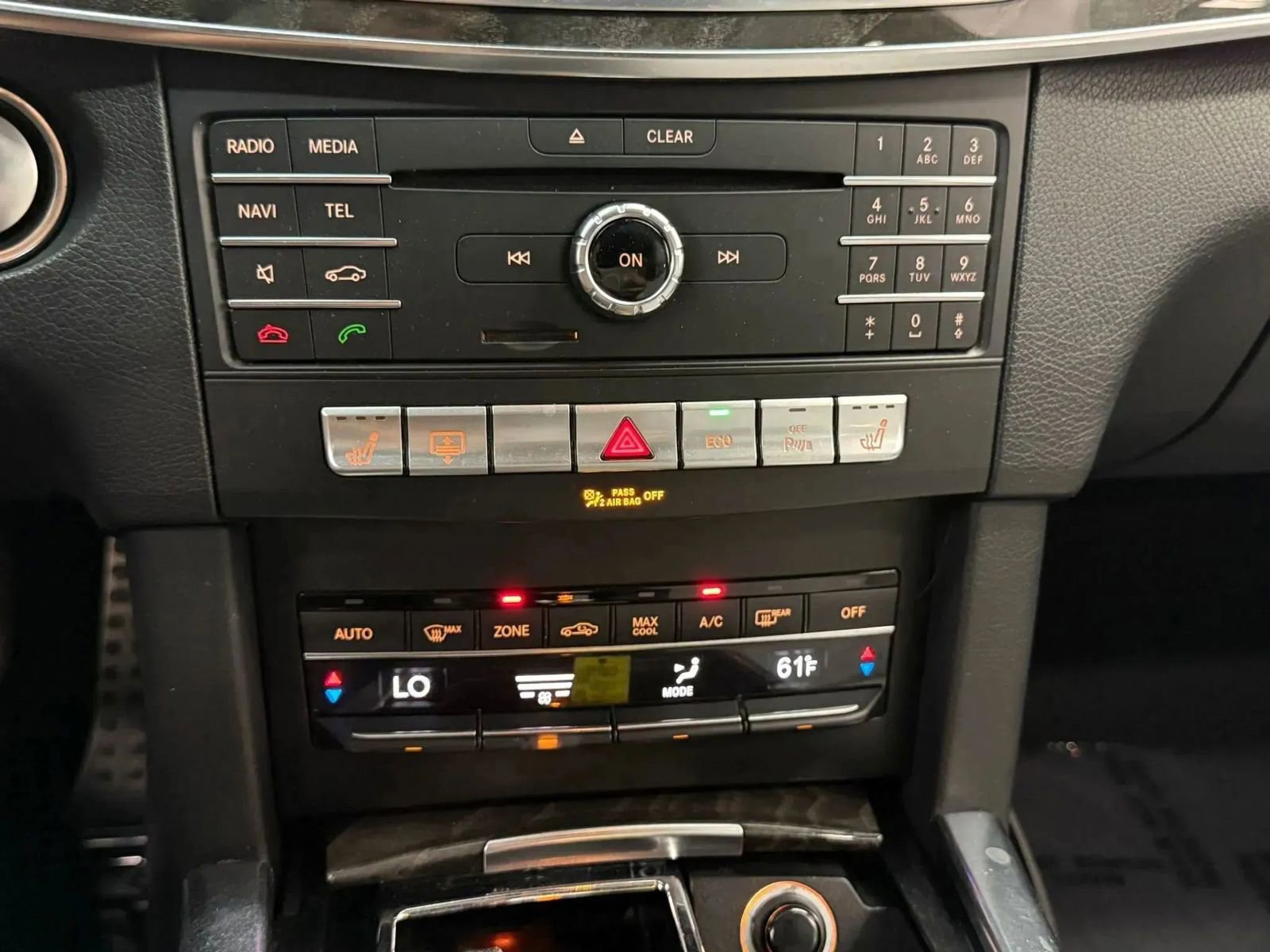 Used 2016 Mercedes-Benz E 350 Sedan w/ Premium Package image 31