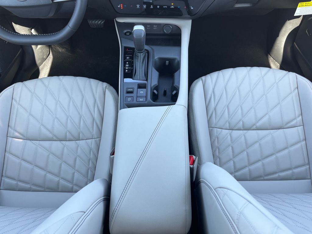 New 2026 Nissan Sentra SL w/ Floor Mat Package FWD image 33