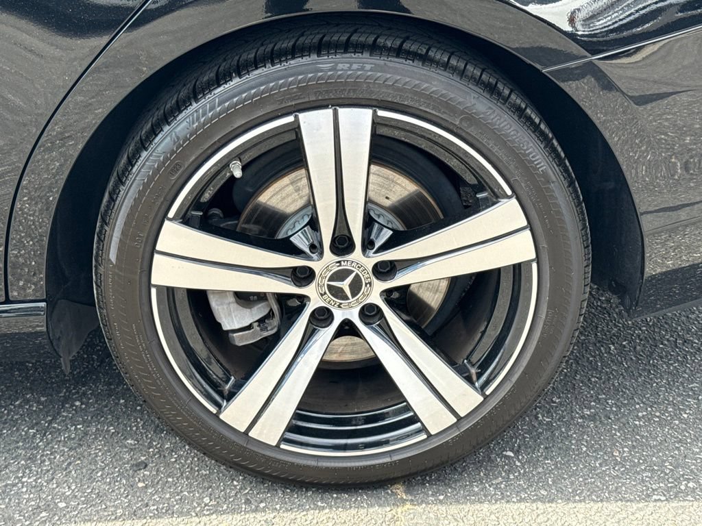 Used 2022 Mercedes-Benz C 300 Sedan image 21
