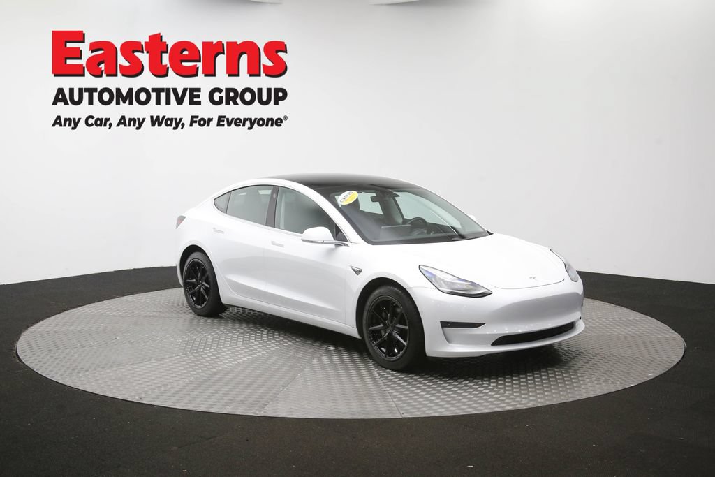 Used 2019 Tesla Model 3 Standard Range Plus RWD image 45