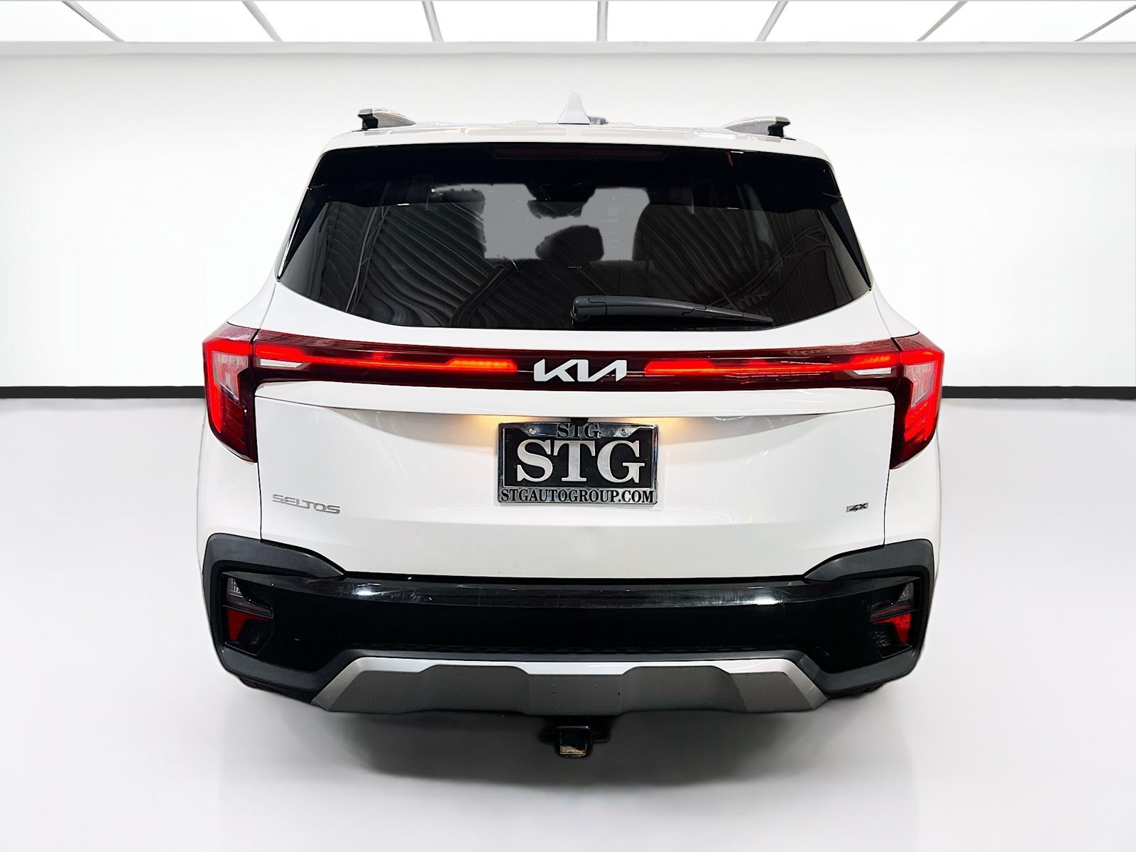 Used 2024 Kia Seltos S AWD/4WD image 5