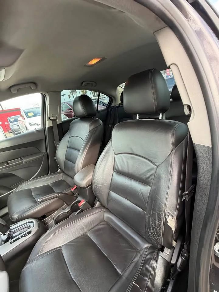 Used 2015 Chevrolet Cruze LT image 7