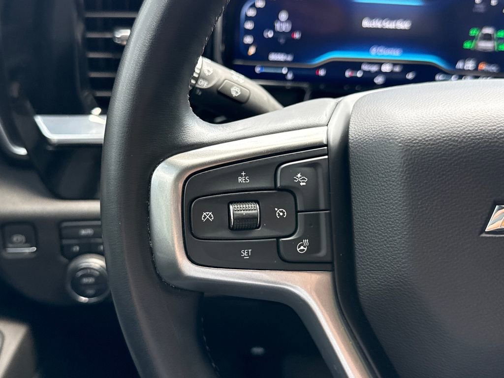 Used 2024 Chevrolet Silverado 1500 LT AWD/4WD image 48