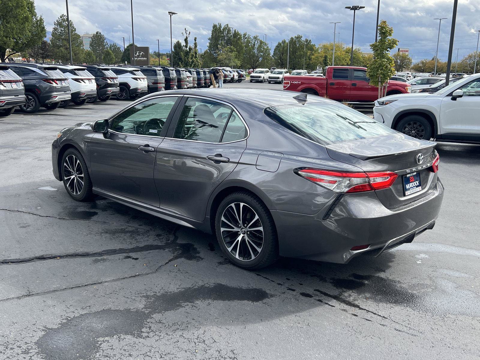 Used 2019 Toyota Camry SE w/ Audio Package FWD image 18