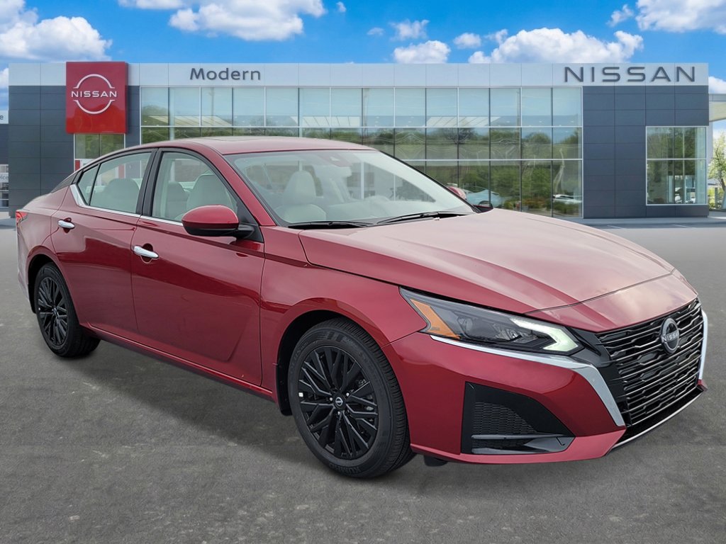 New 2026 Nissan Altima 2.5 SV FWD image 2