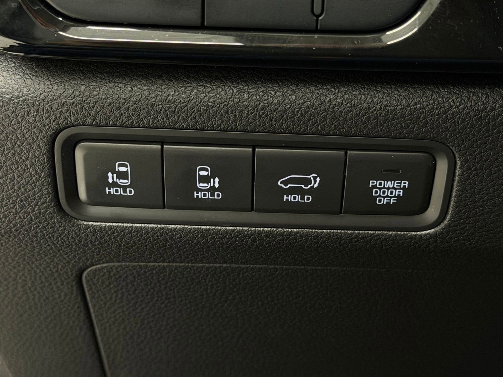 Used 2024 Kia Carnival SX FWD image 26