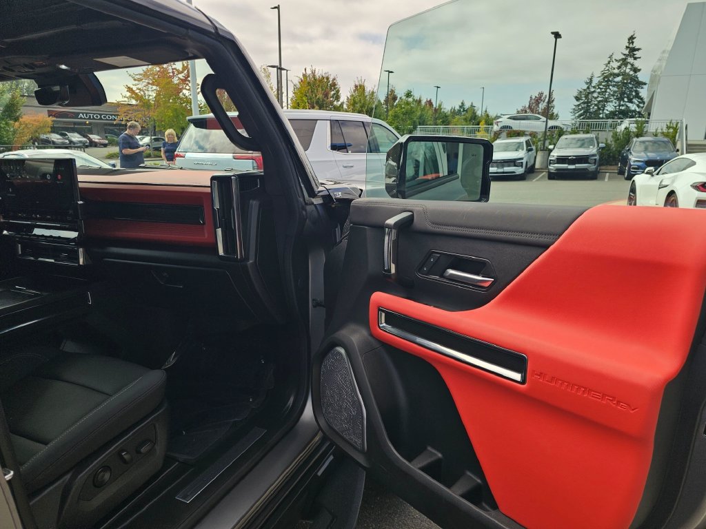 Used 2026 GMC Hummer EV 3X w/ Carbon Fiber Edition Package AWD/4WD image 12