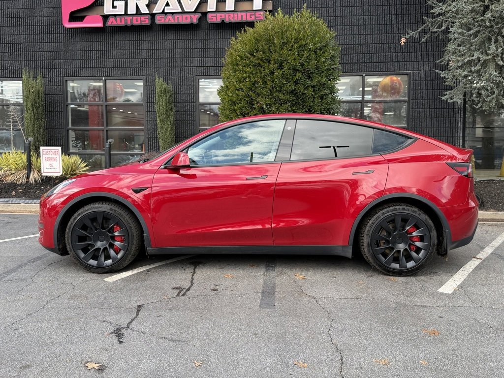 Used 2021 Tesla Model Y Long Range image 9