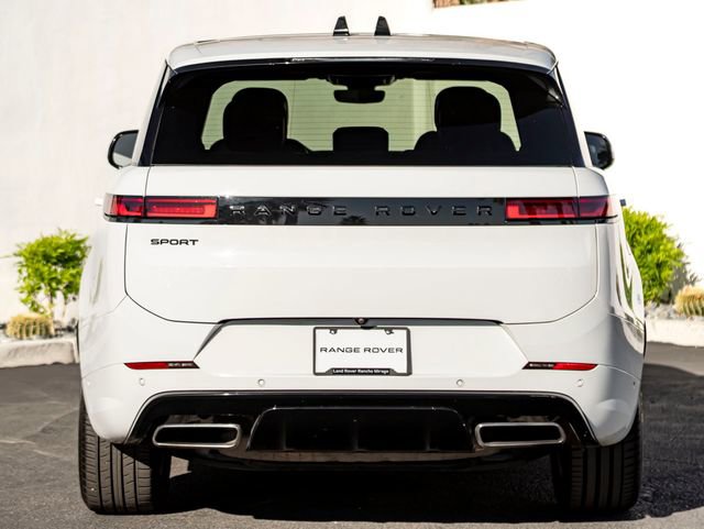 Used 2024 Land Rover Range Rover Sport Dynamic SE AWD/4WD image 8
