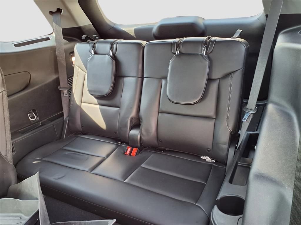 Used 2023 Ford Explorer XLT w/ Equipment Group 202A image 27