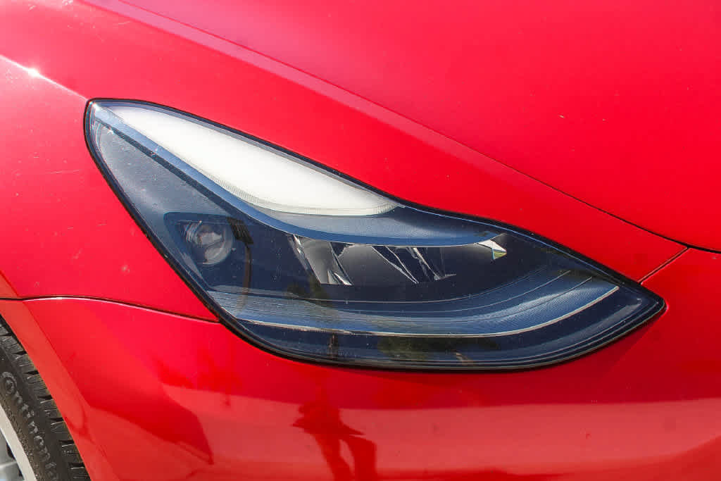 Used 2021 Tesla Model 3 Standard Range Plus RWD image 10