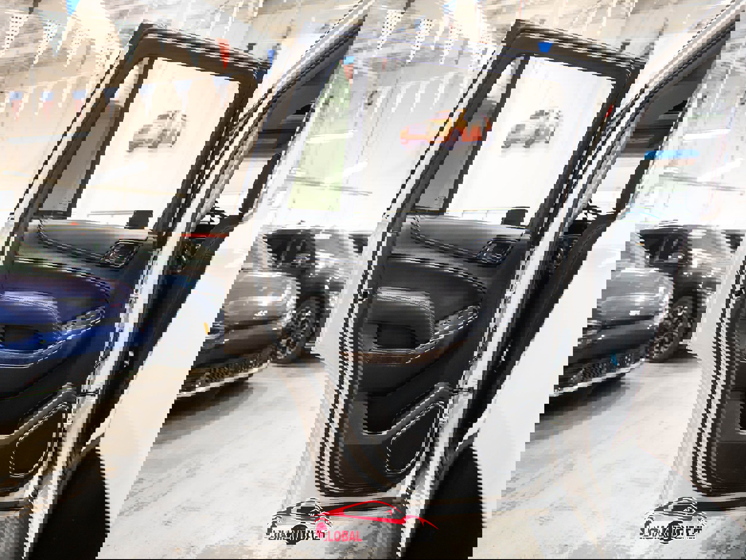 Used 2018 Chevrolet Tahoe LT w/ Luxury Package image 46