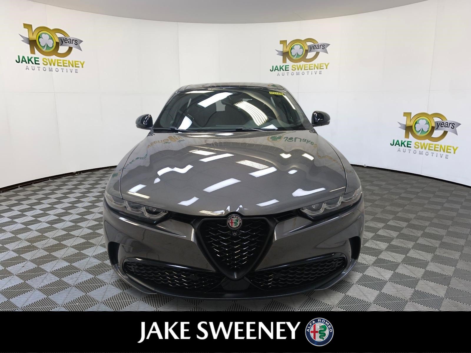 New 2024 Alfa Romeo Tonale Veloce AWD/4WD image 3
