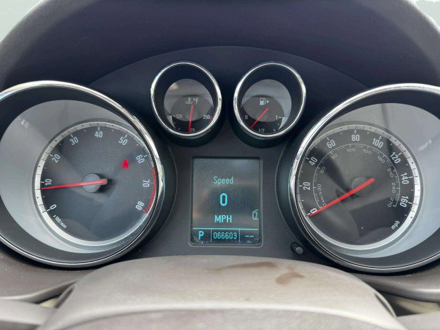 Used 2011 Buick Regal CXL Turbo w/ TO2 Preferred Equipment Group image 21