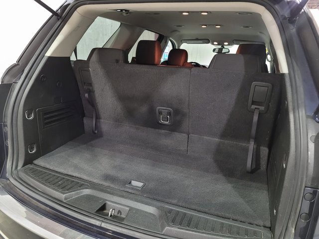 Used 2015 GMC Acadia SLE image 49