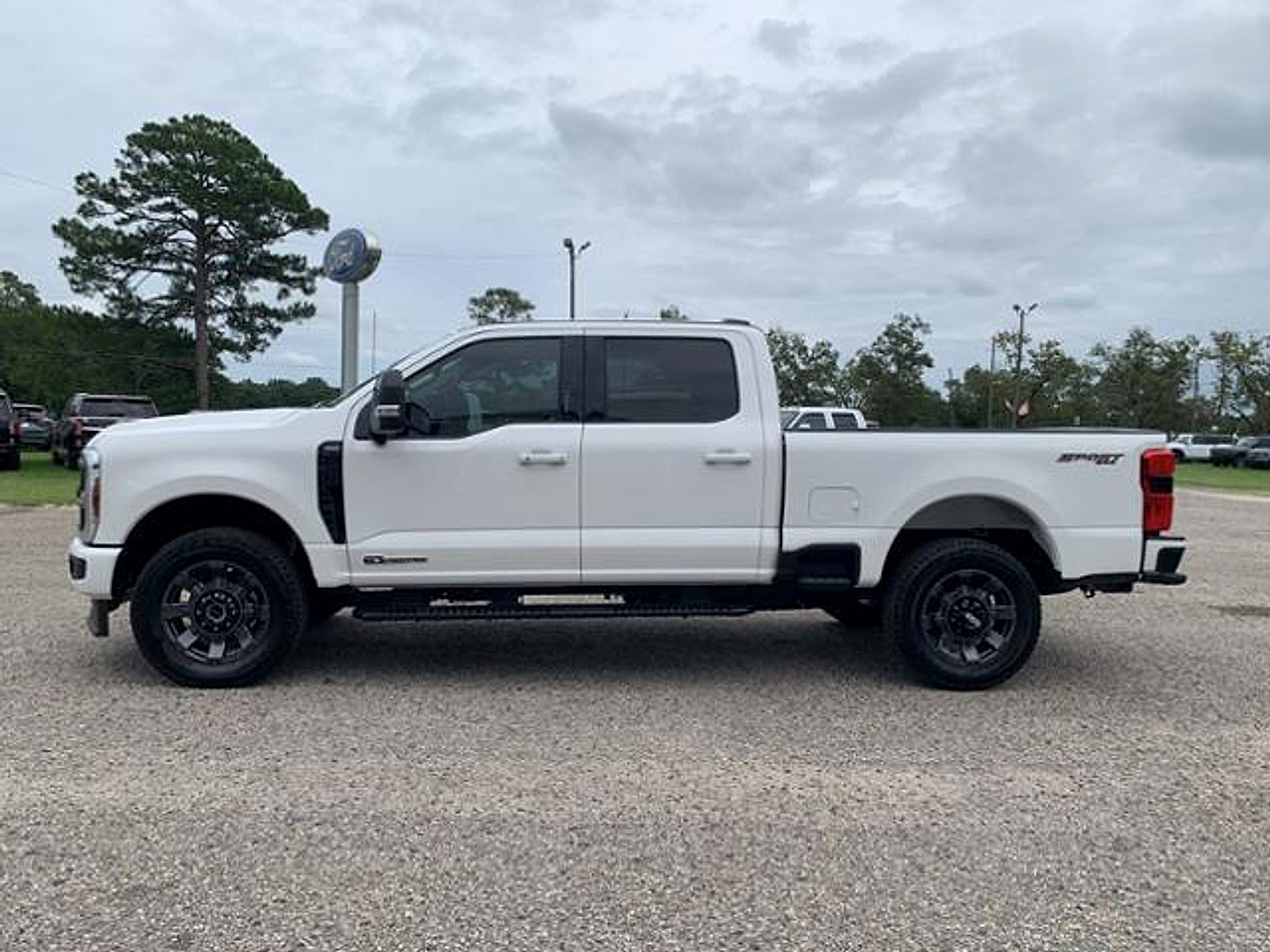 New 2024 Ford F250 Lariat w/ Lariat Ultimate Package image 10