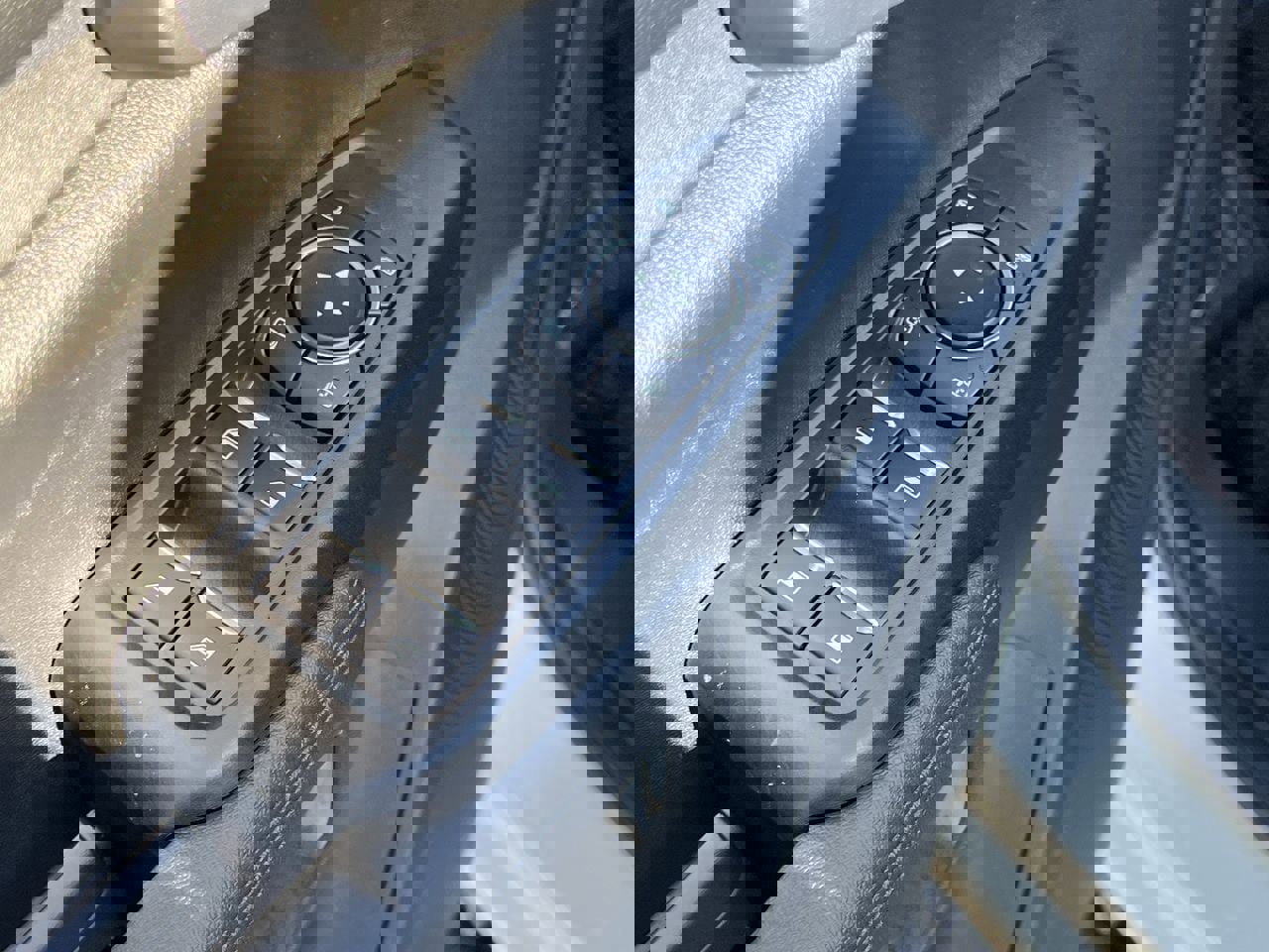 New 2025 Ford Ranger XLT w/ Equipment Group 301A High image 15