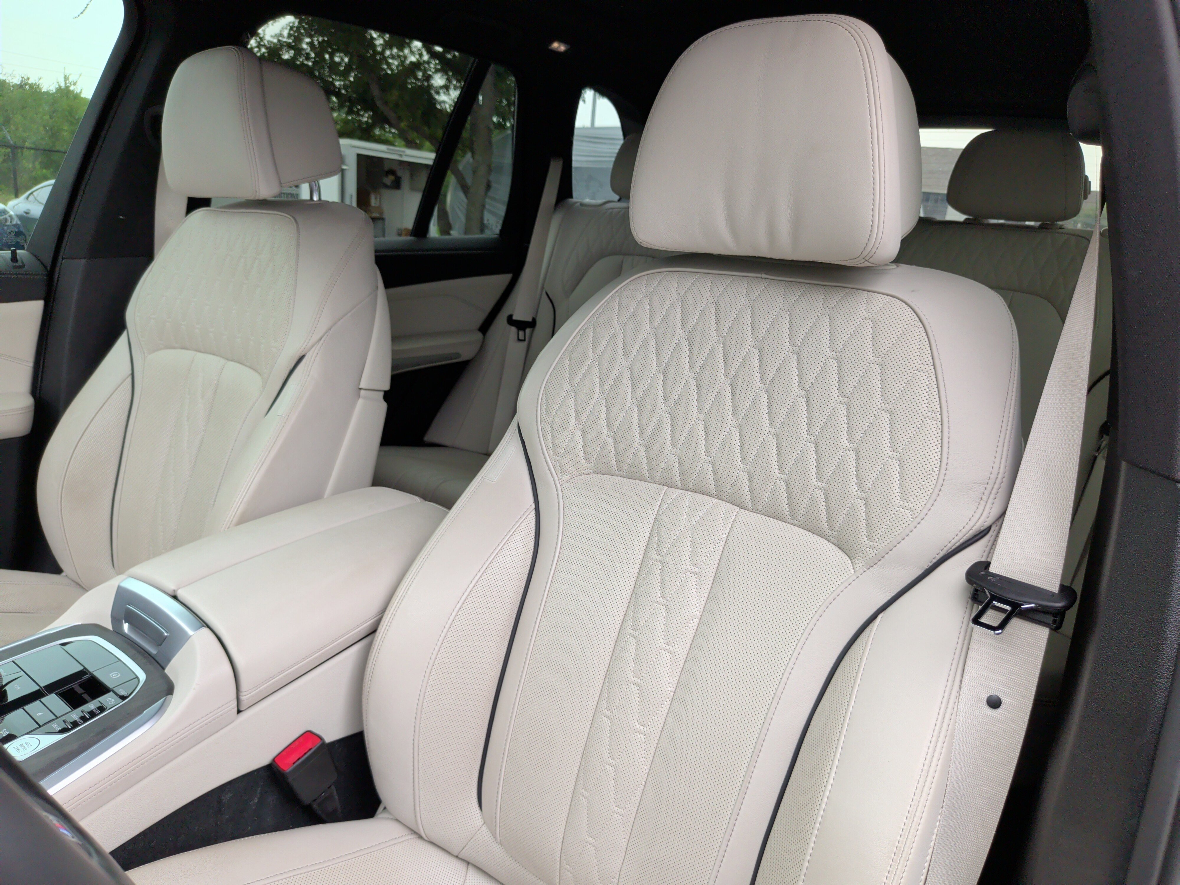 Certified 2024 BMW X5 xDrive40i w/ M Sport Package AWD/4WD image 26