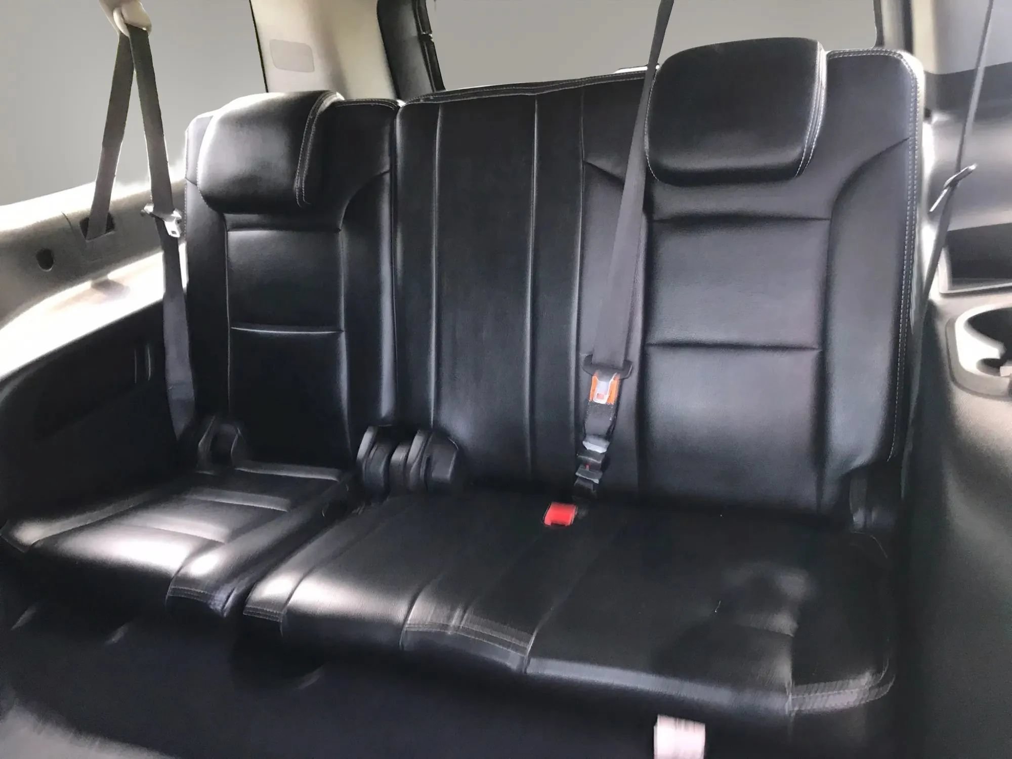 Used 2019 GMC Yukon XL SLE w/ SLE Value Package AWD/4WD image 4
