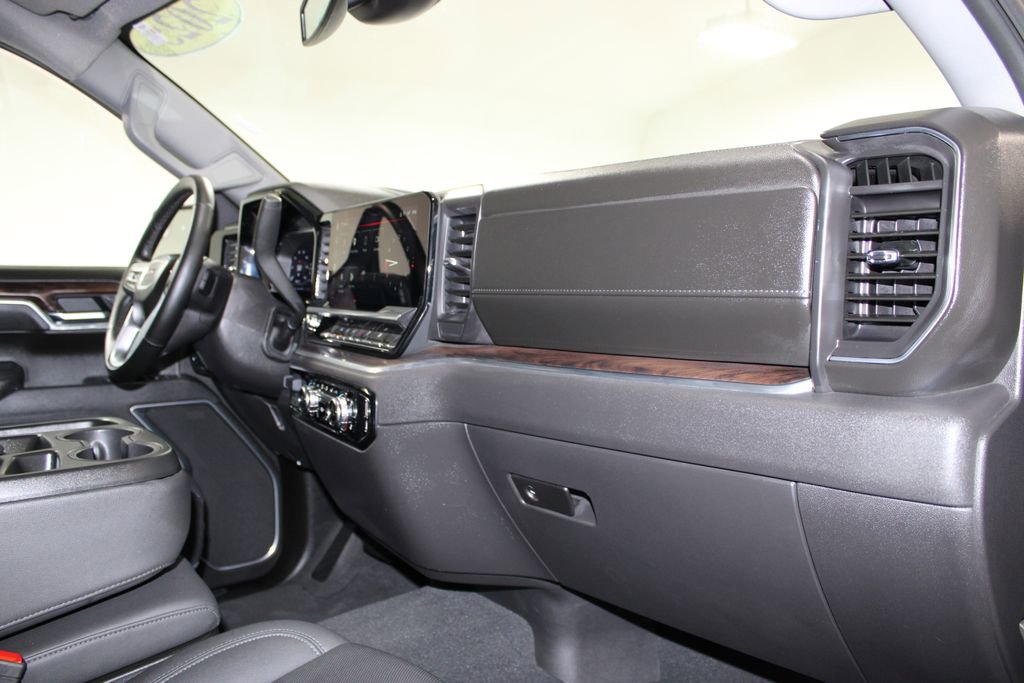Used 2025 GMC Sierra 1500 SLT image 31
