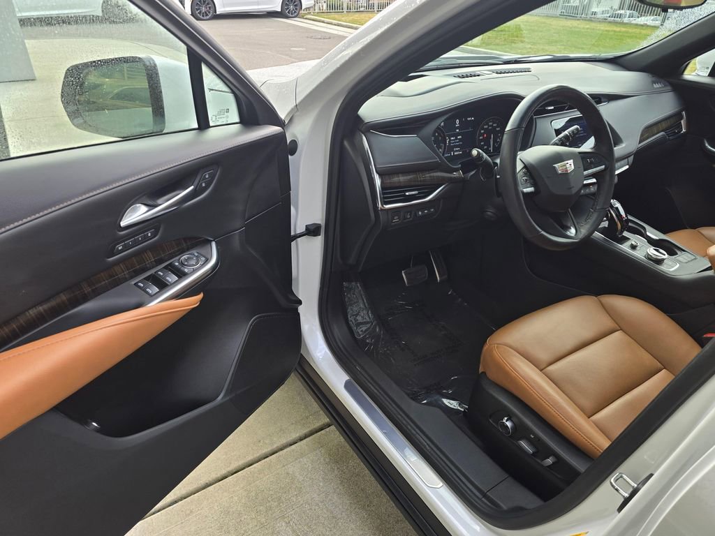 Used 2022 Cadillac XT4 Sport image 19