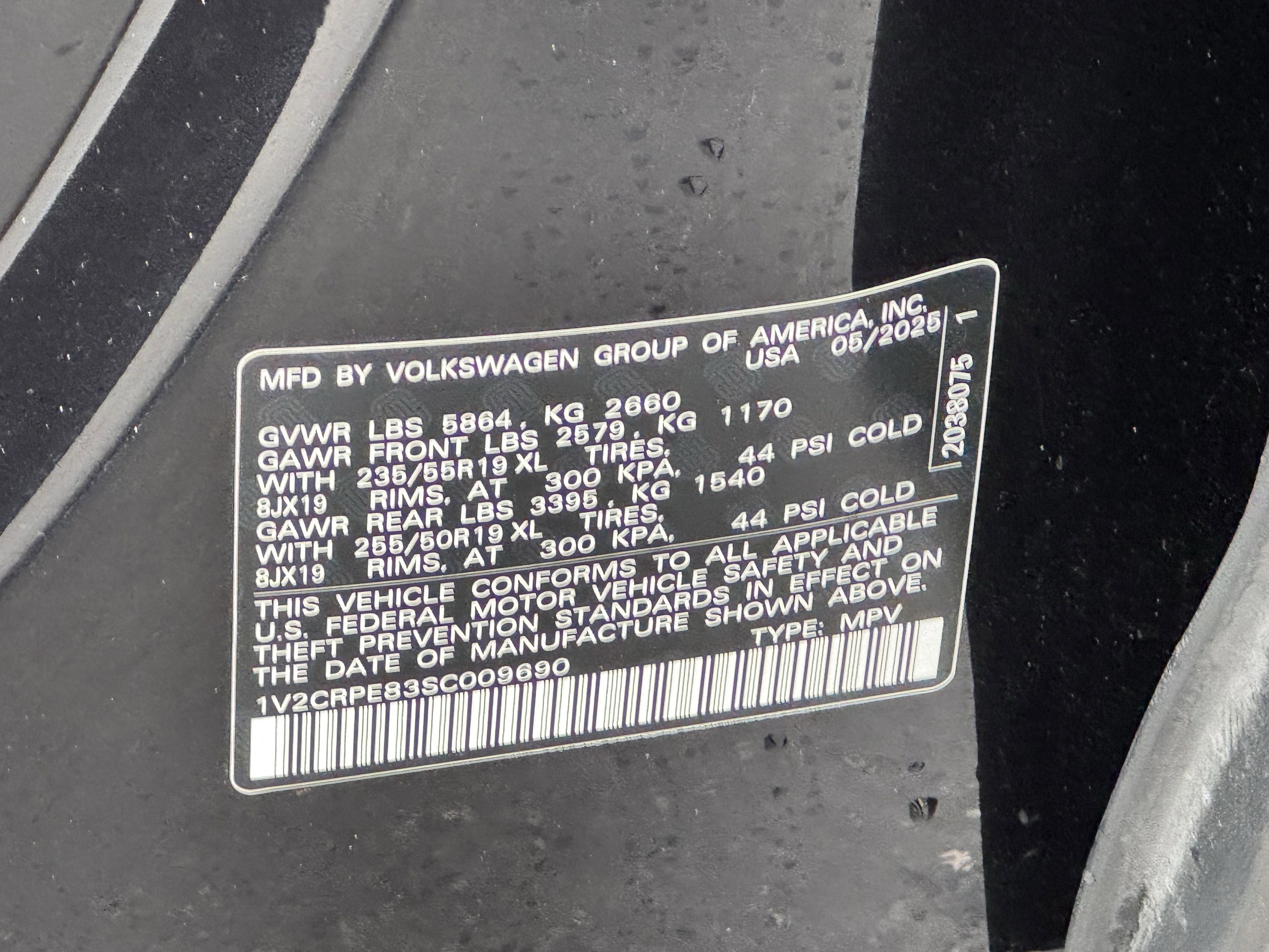 Used 2025 Volkswagen ID.4 Pro image 38