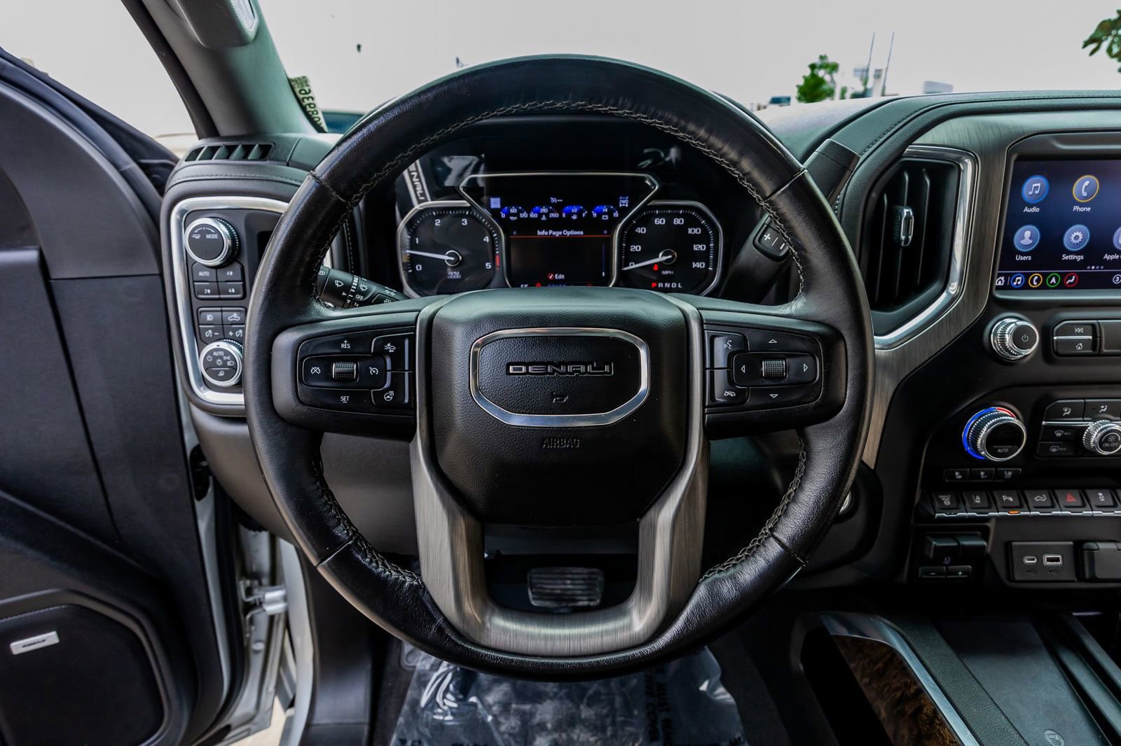 Used 2022 GMC Sierra 2500 Denali image 18