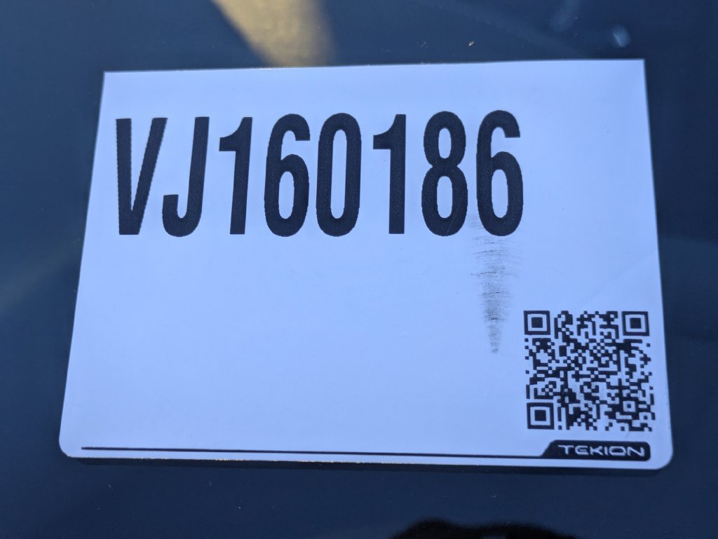New 2027 GMC Acadia Denali Ultimate w/ LPO, Floor Liner Package FWD image 38
