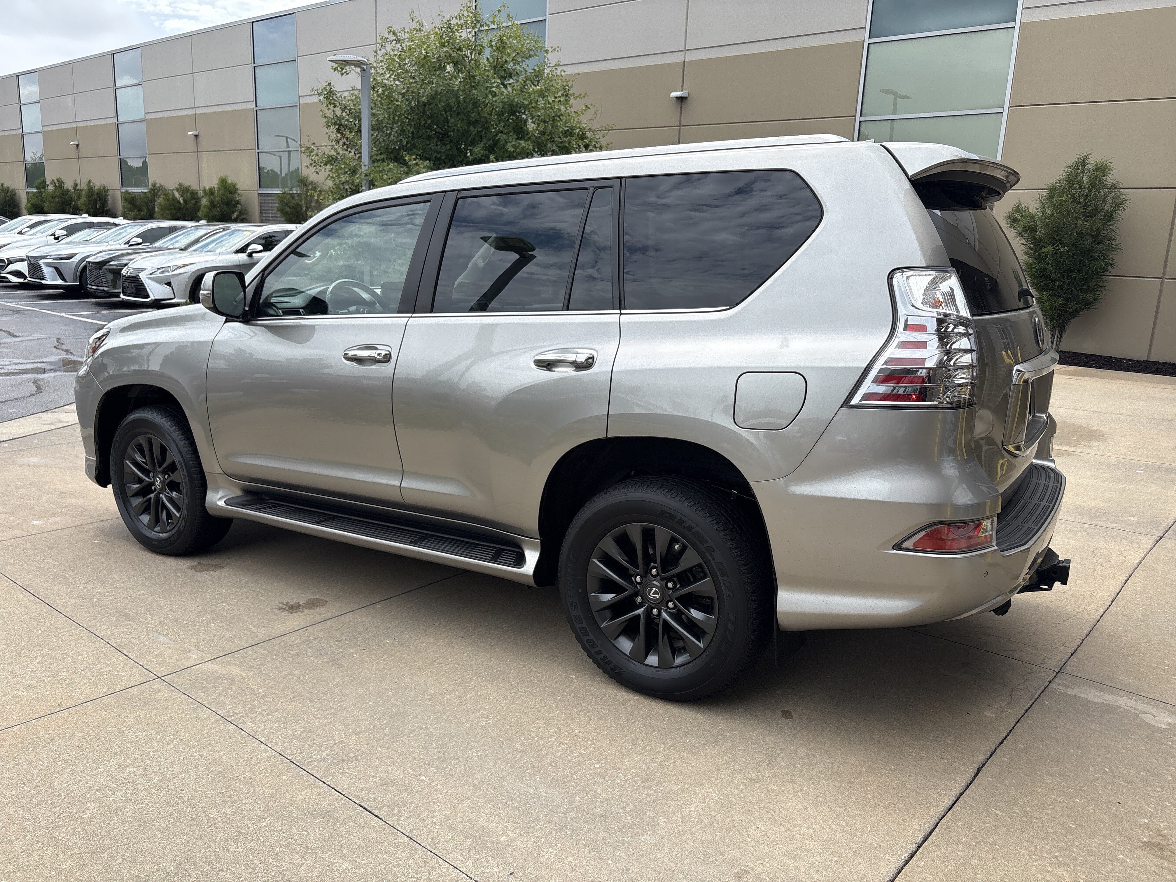 Used 2023 Lexus GX 460 Premium AWD/4WD image 8