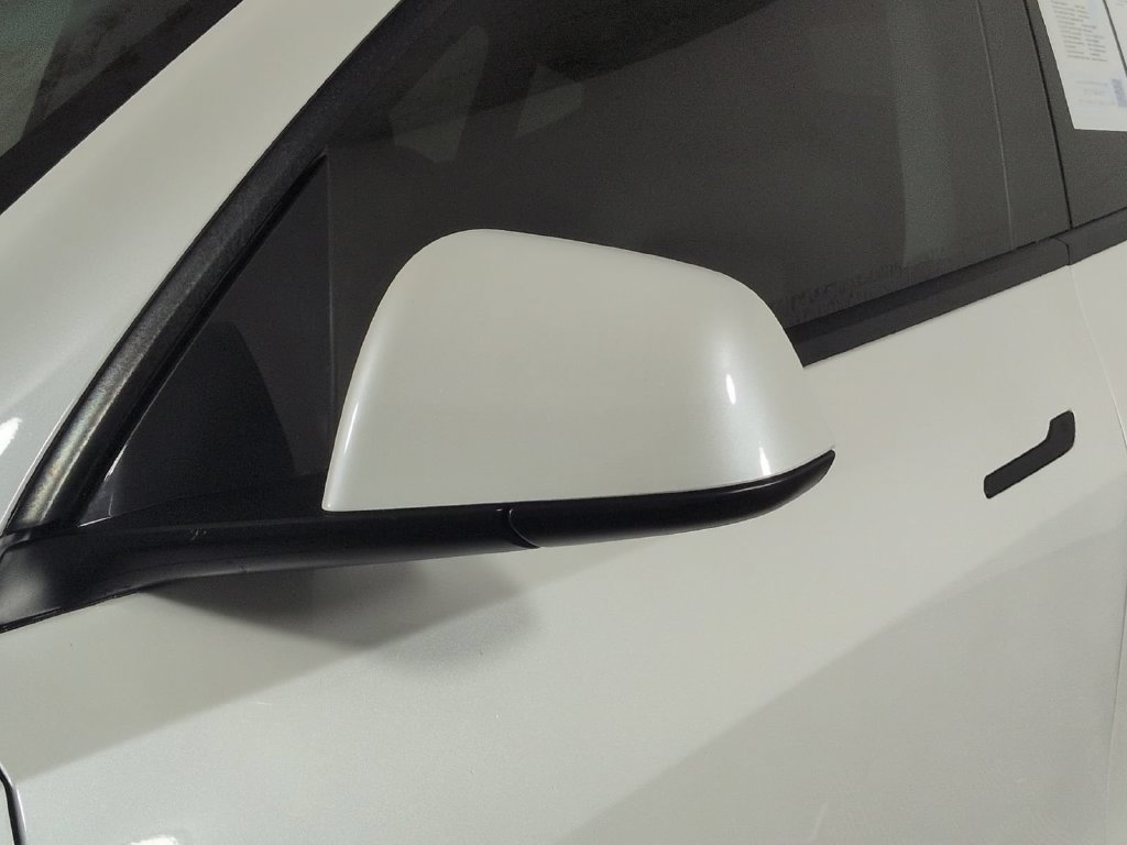 Used 2024 Tesla Model Y Performance AWD/4WD image 14