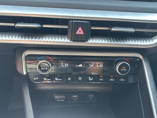 Used 2024 Kia K5 GT-Line AWD/4WD image 26
