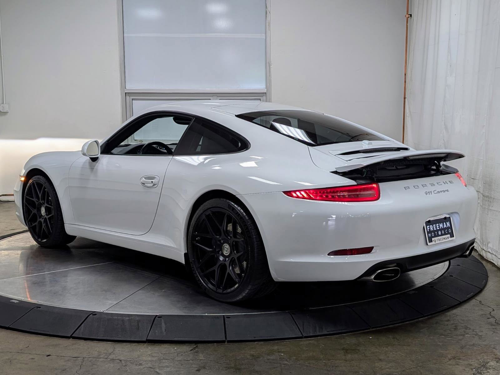 Used 2013 Porsche 911 Carrera RWD image 7