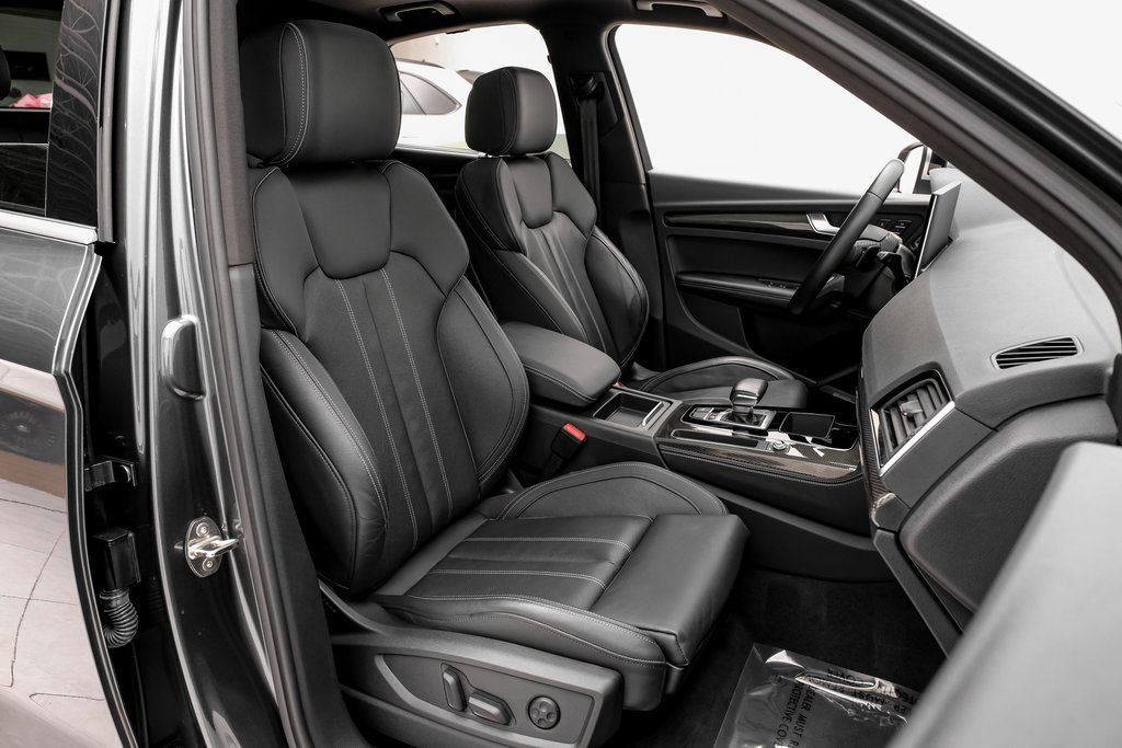 Used 2022 Audi SQ5 Prestige image 31