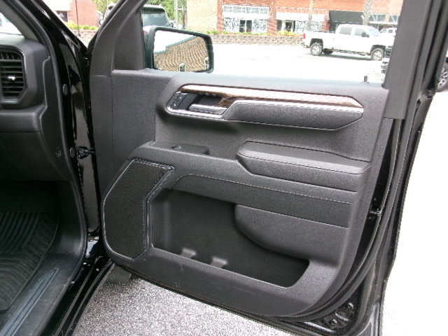 Used 2025 Chevrolet Silverado 1500 LT image 13