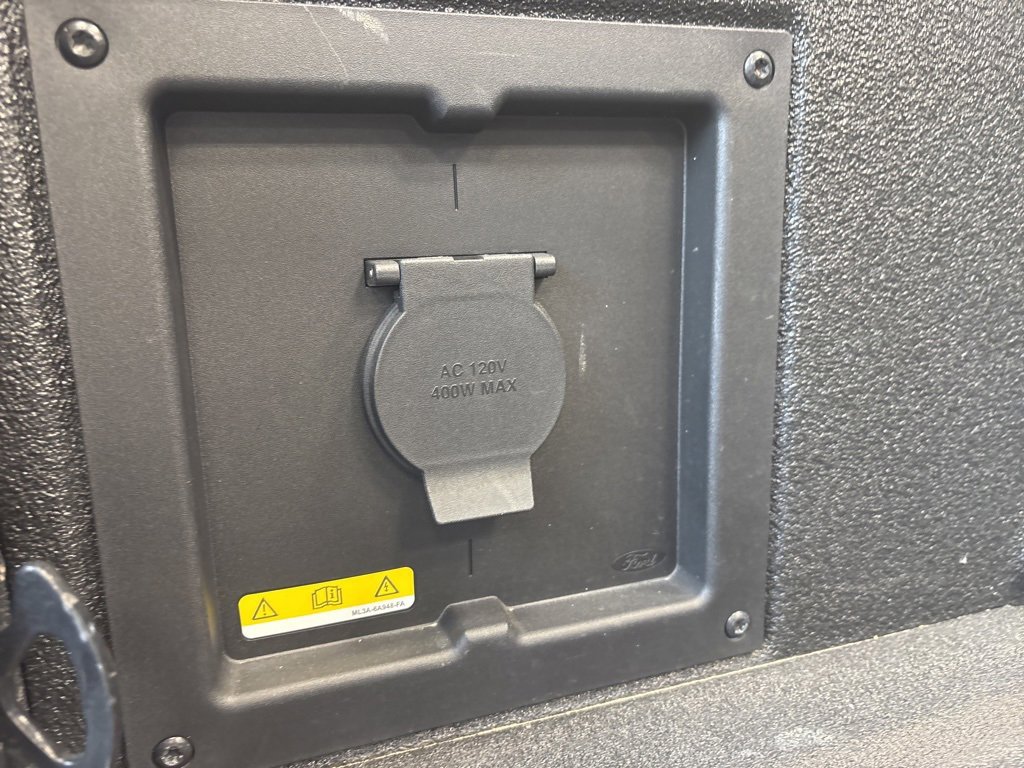 Used 2023 Ford F150 Lariat w/ Equipment Group 502A High image 13