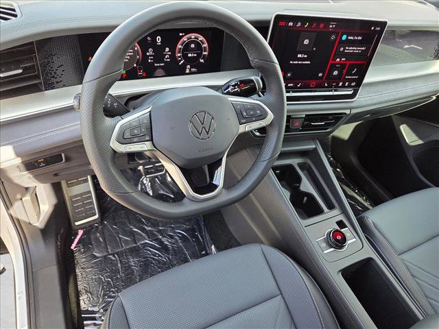 New 2026 Volkswagen Tiguan SE R-Line video 3
