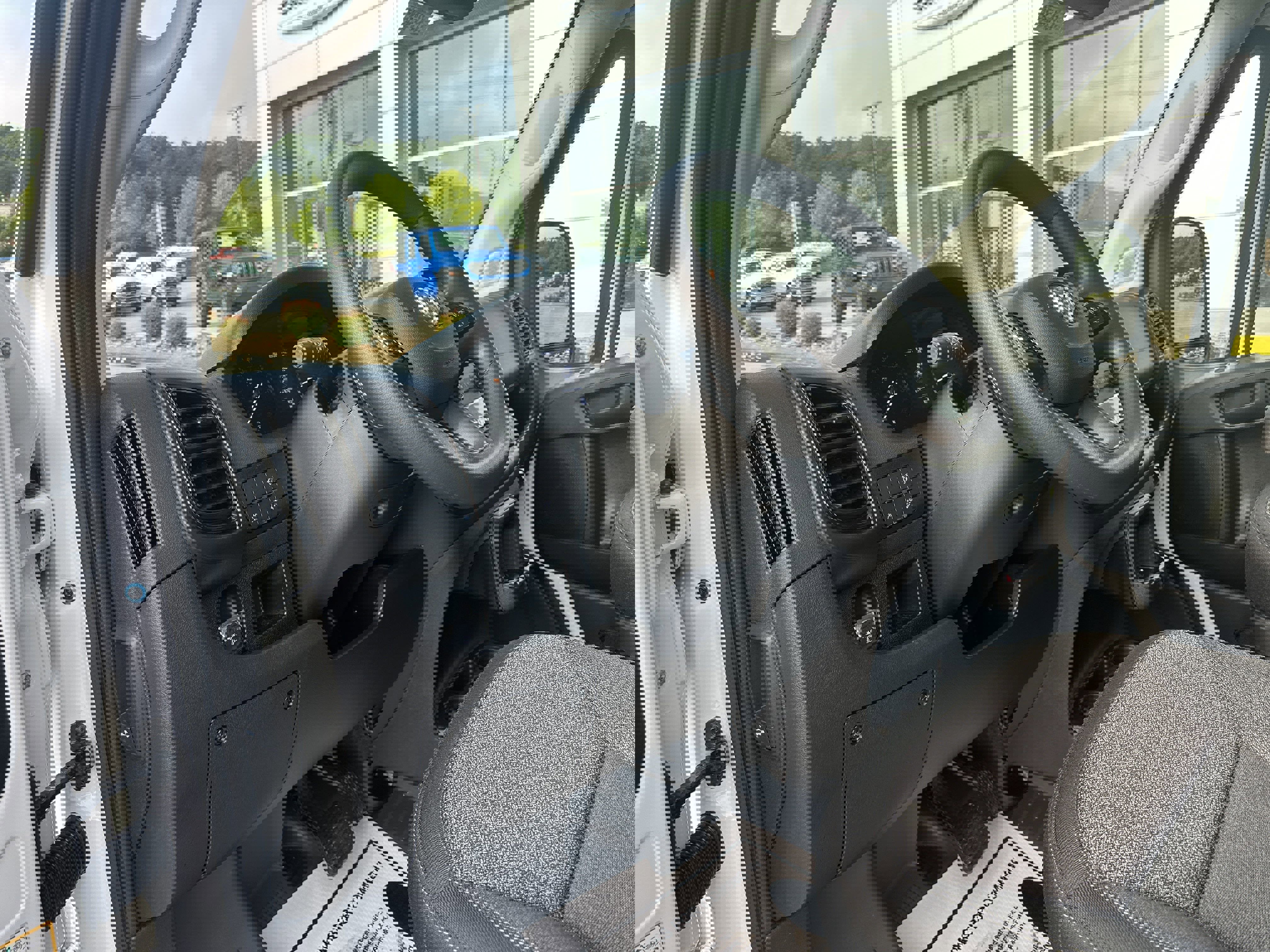 New 2025 RAM ProMaster 1500 w/ Convenience Group image 13