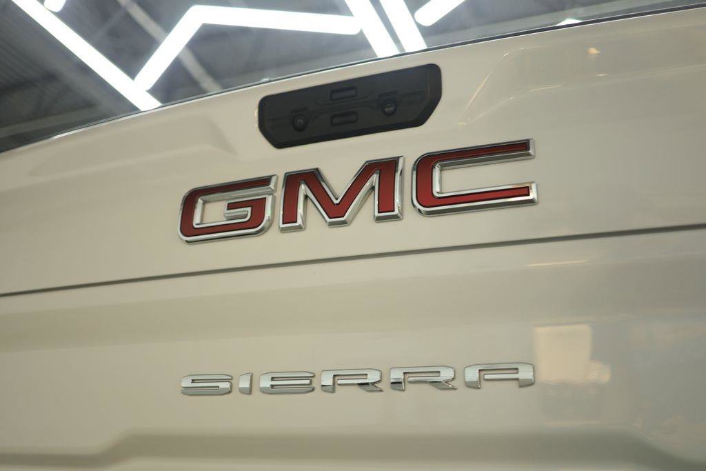 Used 2024 GMC Sierra 3500 SLT image 14