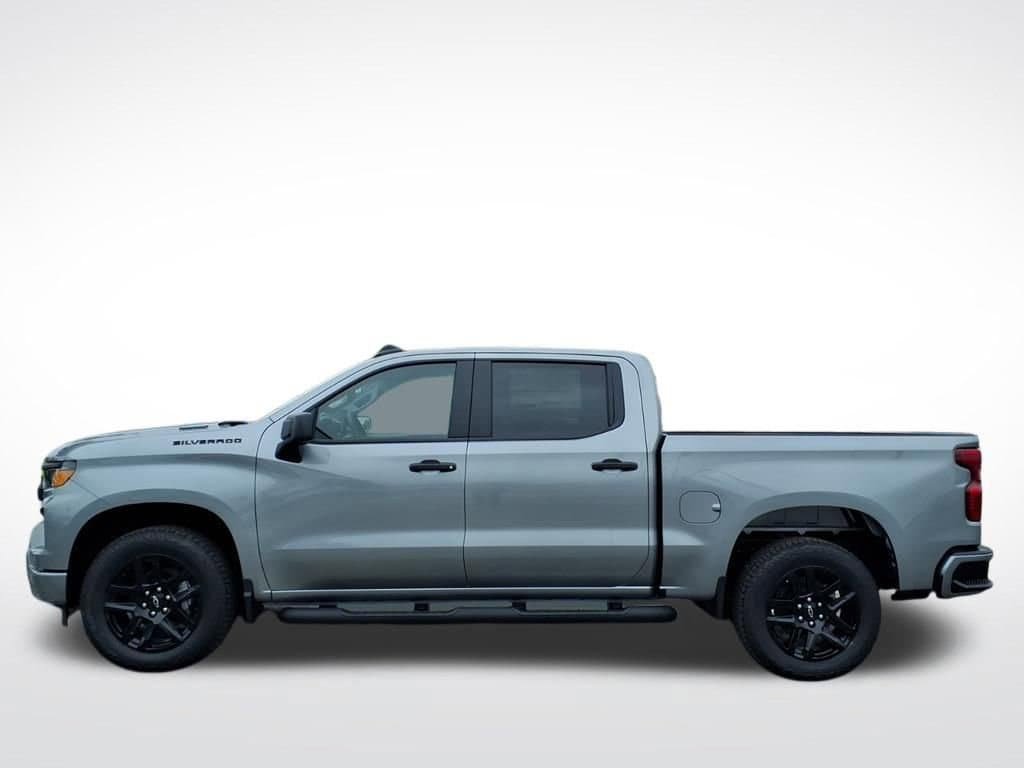 New 2026 Chevrolet Silverado 1500 Custom RWD image 7