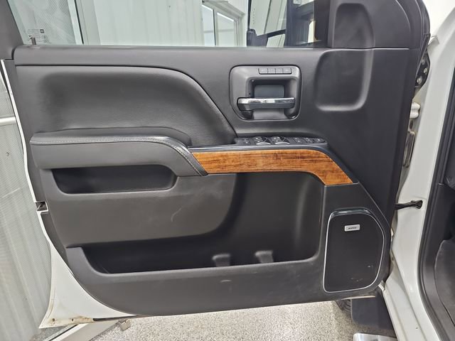 Used 2017 Chevrolet Silverado 2500 High Country w/ Duramax Plus Package AWD/4WD image 10