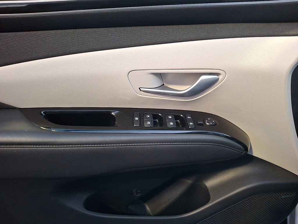 Used 2023 Hyundai Tucson Limited image 10