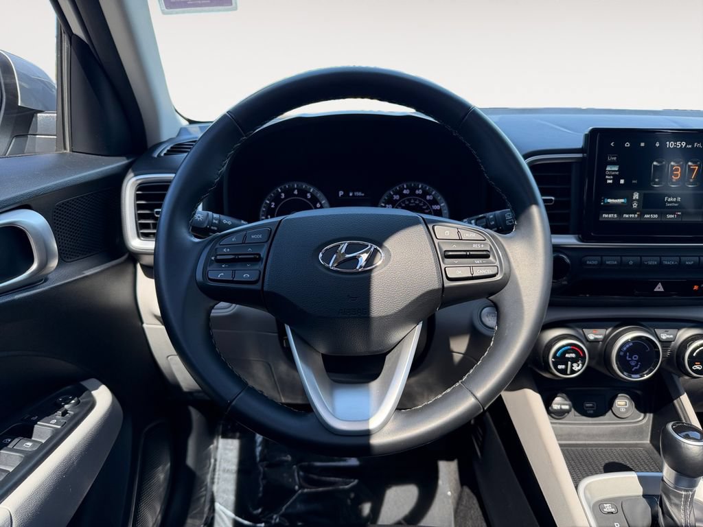 Used 2021 Hyundai Venue SEL w/ Premium Package FWD image 14
