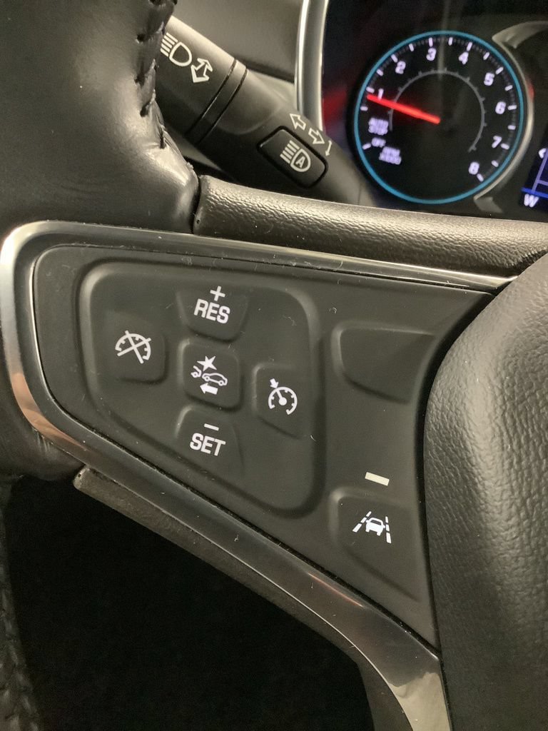 Used 2021 Chevrolet Equinox LT AWD/4WD image 14