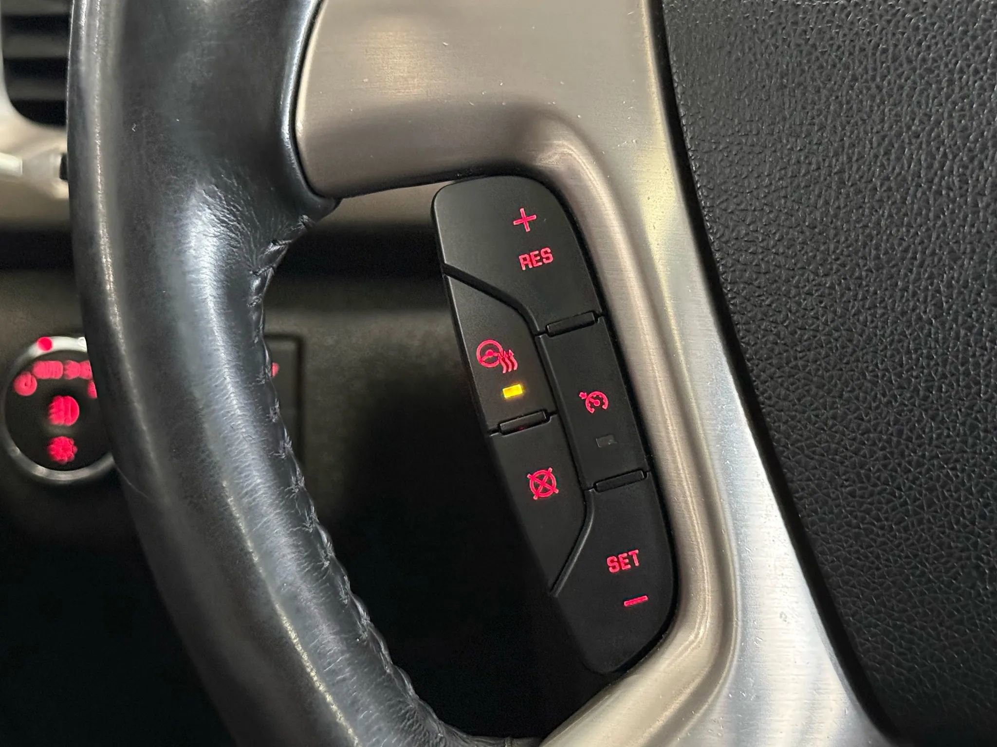 Used 2016 GMC Acadia Denali image 11