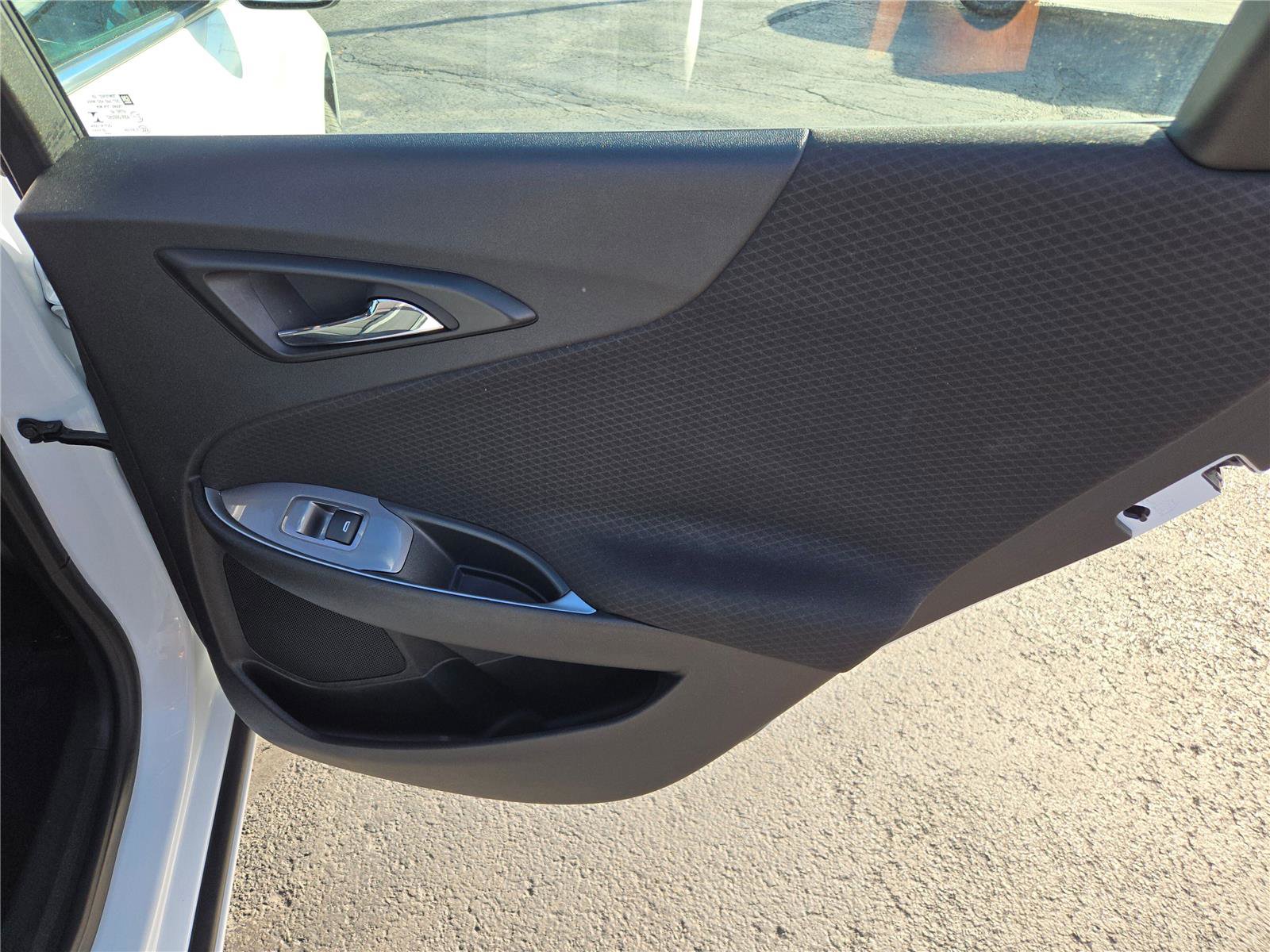 Used 2024 Chevrolet Malibu LT image 9