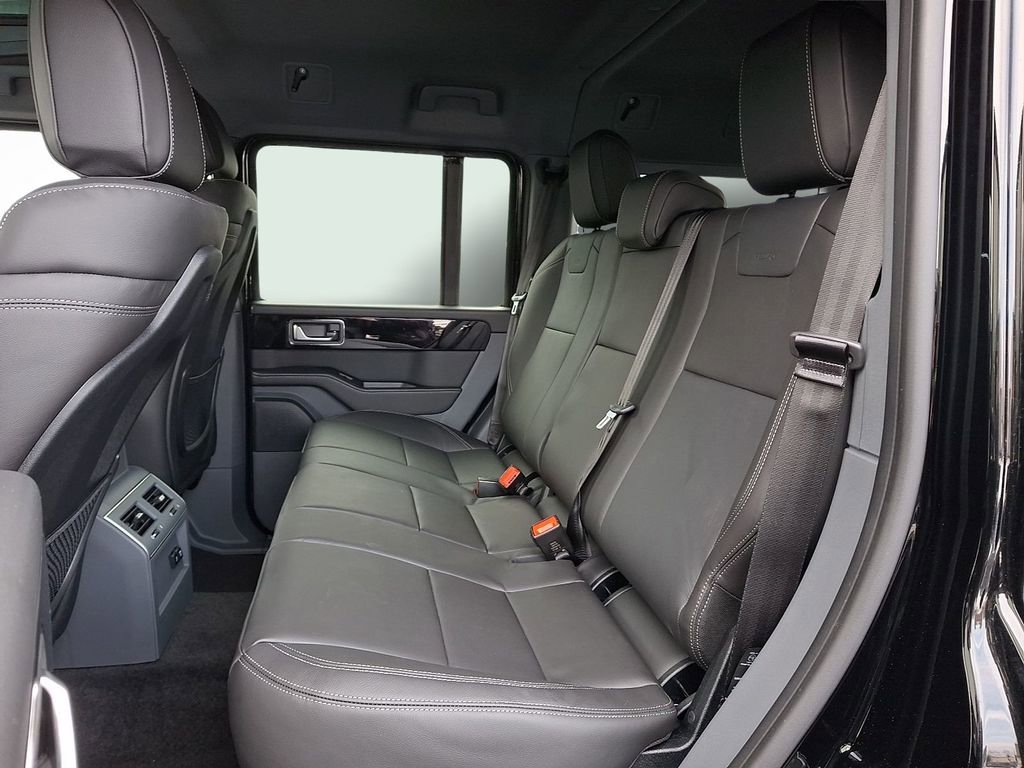 New 2026 INEOS Grenadier image 4