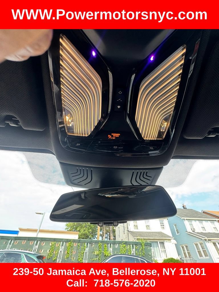 Used 2020 BMW 530e w/ Luxury Package RWD image 29