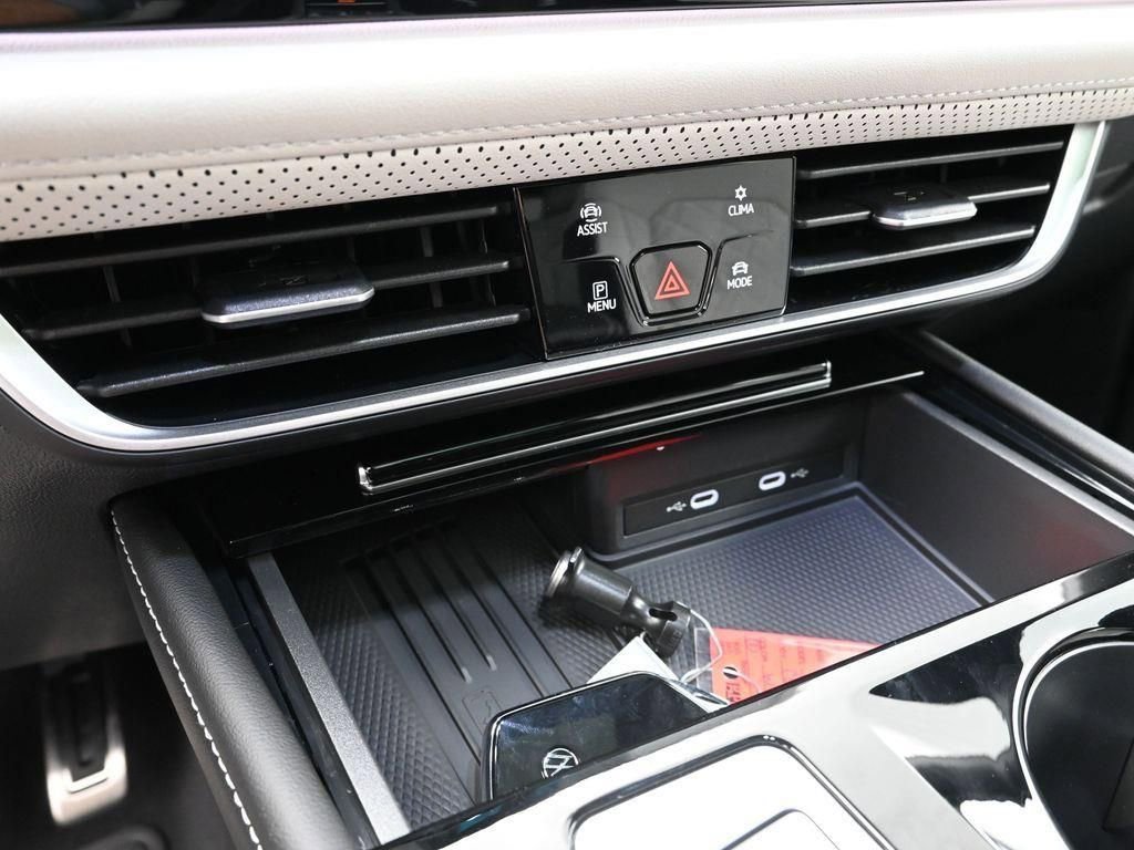 New 2026 Volkswagen Atlas Cross Sport SEL Premium R-Line image 17